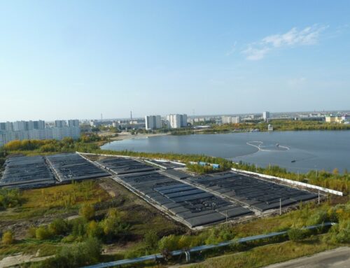 ניקוי אגם קומסומולסקיה בסיביר על-ידי שרוולים גיאוטכניים